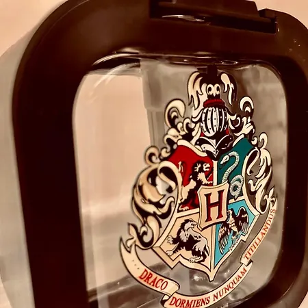 Hogwarts Nivy Resident *